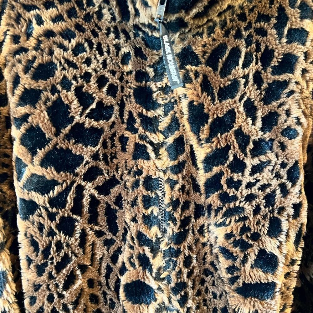 Black Mountain Outdoor Gear Animal Print Faux Fur Coat - Picture 7 of 13